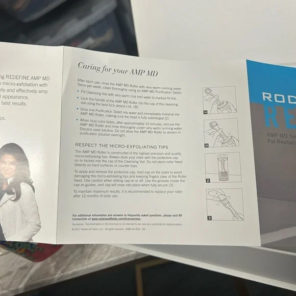 NIB Rodan + Fields REDEFINE Intensive Renewing Serum with Roller - Picture 13 of 14